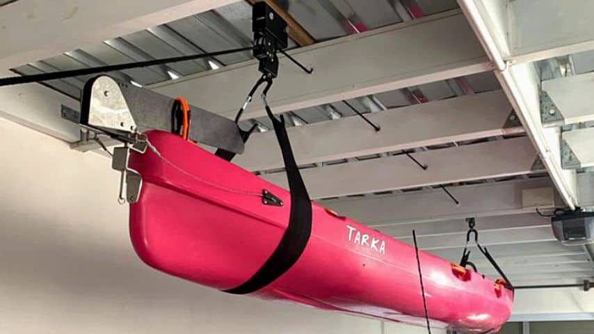 Make sure that the suspension system is secure before you hoist your kayak