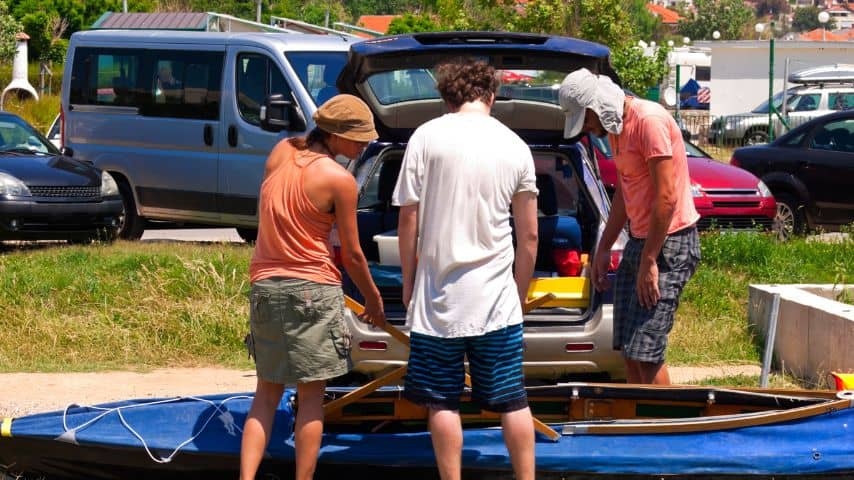 Once you’ve chosen the right kayak for yourself, it’s time to secure it tightly in your SUV